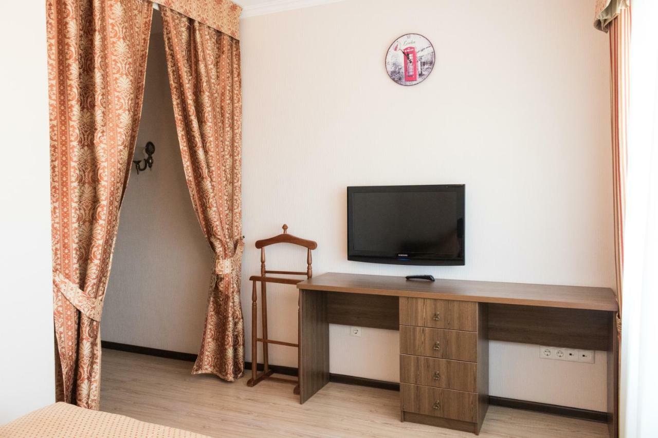 Vip House Hotel Astana Exteriör bild