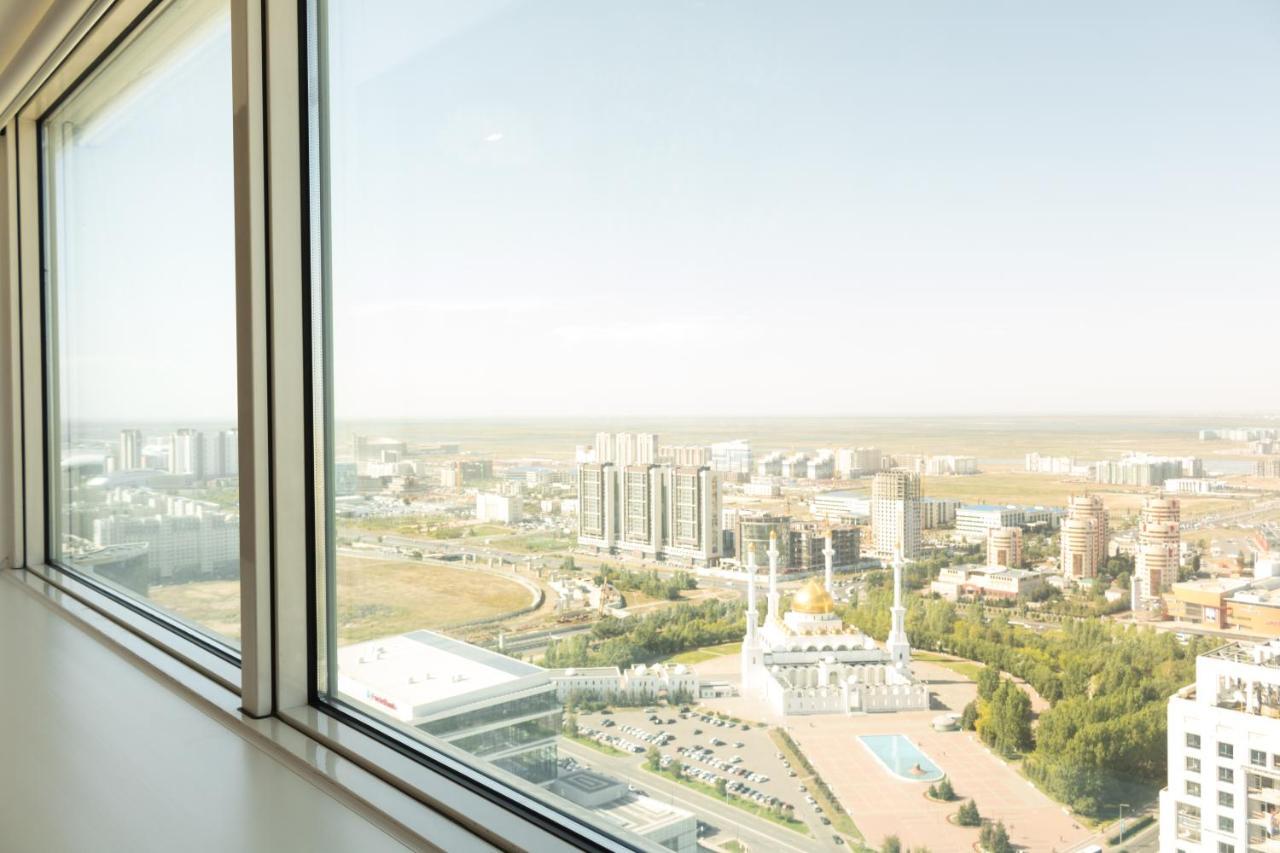 Vip House Hotel Astana Exteriör bild