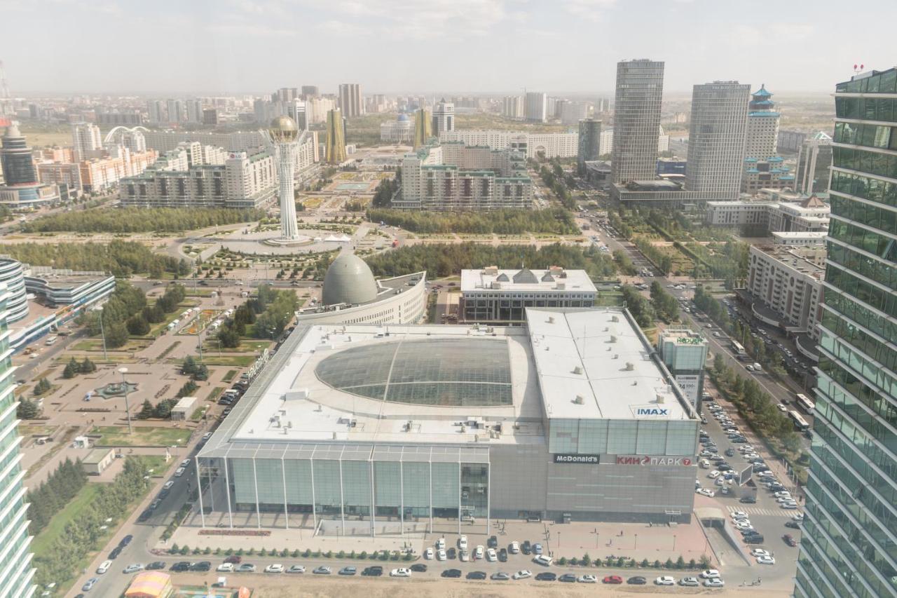 Vip House Hotel Astana Exteriör bild